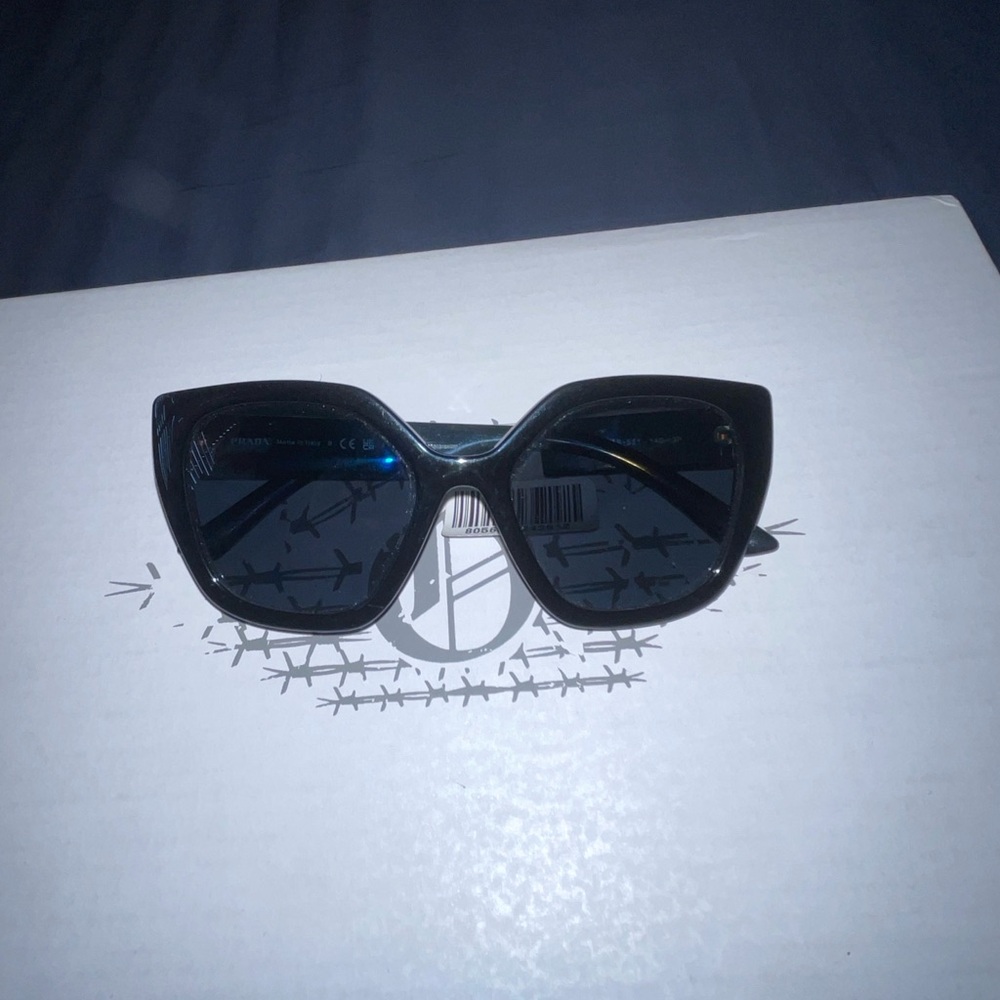 Authentic Prada Milano PR 24XS 1A85Z1 52/18 - Picture 2 of 6